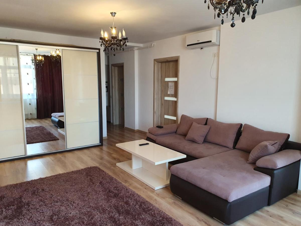 Nufarul Apartament Lejlighed Oradea Eksteriør billede